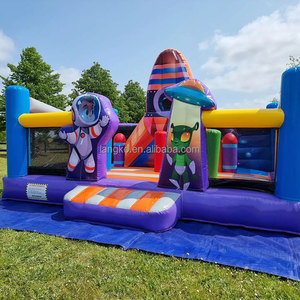 Casa Inflable Comercial con Temática Espacial, Tobogán Inflable Único para Alquiler - Product Image 1