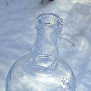 Forme ronde clair personnalisé luxe vide 500ml cristal Porto vin bouteille en verre avec couvercle en liège liqueur whisky <span class=keywords><strong>Gin</strong></span> tequila pour le fournisseur - Product Image 3