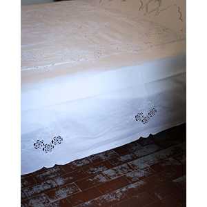 Cubrecama de Lino Blanco con Encaje, Cubrecama de Microfibra Acolchado Suave, Tamaño Personalizable (Individual, King, Queen) para Uso Doméstico y en Hoteles - Product Image 4