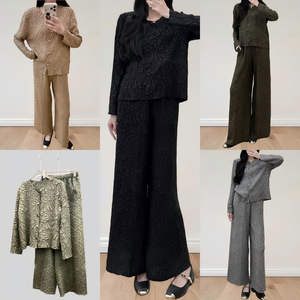 Conjunto de 2 Piezas de <span class=keywords><strong>Ropa</strong></span> para Mujer, Talla Grande, Primavera-Verano, Color Sólido, Top y Pantalón Plisados, Talla Única, Estilo Musulmán, Modesto e Informal - Product Image 3