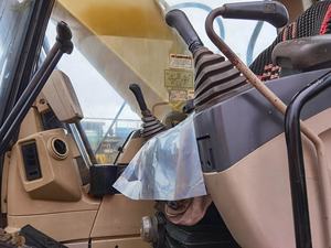 Caterpillar usado en Japón para excavadora sobre orugas 330D modelo 2016 1 año de garantía Precio bajo Stock - Product Image 6