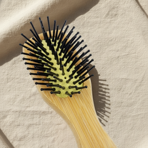 หวีไม้ไผ่คุณภาพเยี่ยมสำหรับดูแลเส้นผมและแก้ปัญหาผมพันกัน ใช้ได้ที่บ้าน - Product Image 2