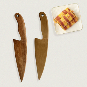 Couteau en bois pour enfants, bois de hêtre, couteau jouet sûr pour enfants, ensemble de jeu de cuisine, design uni - Product Image 3
