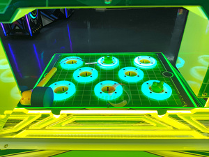 Máquina de Juegos Arcade Operada con Monedas, Novedad con Pantalla LCD, Juego de Golpear al Gorrino para Dos Jugadores, Máquina de Juego de Martillo para Golpear la Rana y al Cerdo para Niños - Product Image 3