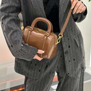 Sac rétro pour femme en cuir véritable personnalisé 2026, sac à main de haute qualité, sac à bandoulière pour femme - Product Image 4