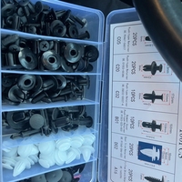 HE26 100 pièces Vente en gros Fixations et clips universels personnalisés pour pare-chocs de voiture