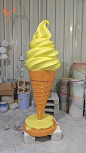 Sculture di Gelato in Resina e Fibra di Vetro Realistiche e Personalizzate per Gelaterie, Grandi Decorazioni Espositive Artistiche - Product Image 6