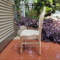 Chaise de salle à manger Louis en bois massif, empilable, portable, à dossier ouvert, de luxe, pour hôtels, mariages, banquets, événements et salons - Vente en gros