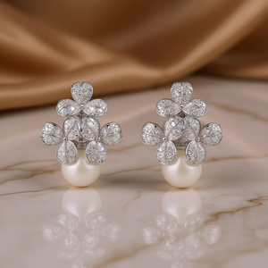 E3552 Orecchini a lobo a forma di fiore in oro bianco con pavé di diamanti e perla d'acqua dolce per gioielli di lusso da donna - Product Image 2