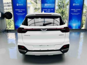 Chery Tiggo 8 d'<span class=keywords><strong>occasion</strong></span> 2022, SUV automatique turbo 1.5TCI, 5 places, sièges en cuir, assistance au démarrage en montée, airbags complets, avertissement anti-collision - Product Image 6
