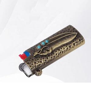 Estuche para Encendedor Vintage al por Mayor, Funda Metálica con Diseño de Hojas para Mini <span class=keywords><strong>BIC</strong></span> J5 - Product Image 3