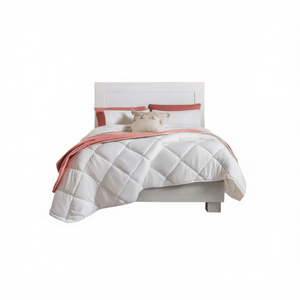 Edredón Acolchado Blanco Tamaño Matrimonial, Relleno Voluminoso de Poliéster, Uso para las Cuatro Estaciones - Product Image 1