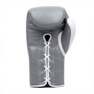 Gants de boxe gris avec logo personnalisé, en cuir PU de qualité supérieure, pour l'entraînement, le sparring et les combats professionnels - Product Image 2