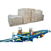 Ligne de production de panneaux muraux sandwich isolés pour entrepôts frigorifiques en mousse de polyuréthane PU à prix d'usine