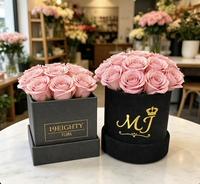 Boîte cadeau en carton rigide ronde carrée en papier artistique écologique de luxe avec logo personnalisé et design de roses pour l'emballage des fleurs