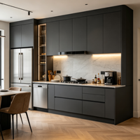 Meuble de cuisine en contreplaqué mat foncé sans poignée, avec niche intégrée pour présentoir à vin, poste de travail de cuisine en ligne droite, écologique
