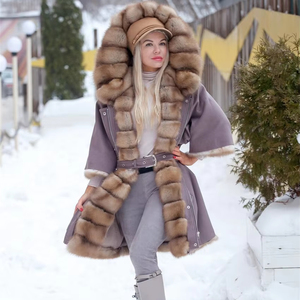 Abrigo largo de cachemira de lujo para mujer con ribete de piel de zorro teñida y martas, parka de invierno con capucha y puños de piel de zorro y sable. - Product Image 1
