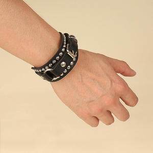 New Punk Black Punk Gothic Rock Black Two Row Spikes Rivet Leather Cuff Bracelet <strong>Wristbands</strong> Charm Unisex <strong>Bangle</strong> - Product Image 2