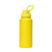Bouteille d'eau sport portable isotherme en acier inoxydable 304, grande capacité, anti-chute, personnalisable, pour l'export.