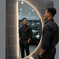 Miroir LED demi-lune irrégulier personnalisé Highzway Factory, miroir de salle de bain éclairé par LED, miroir de salle de bain avec capteur tactile, miroir rétroéclairé