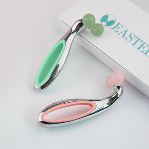 Nouveau style – Système de dermaroller en Y à facettes, rouleau de massage facial en quartz rose et jade avec poignée en alliage de <span class=keywords><strong>zinc</strong></span> pour lifting du visage - Product Image 2