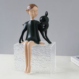 Evelyn Statuetta Moderna Minimalista Trendy a Forma di Ragazza con Cervo, Arredamento per Showroom, Ufficio Vendite, Hall dell'<span class=keywords><strong>Hotel</strong></span> - Product Image 1