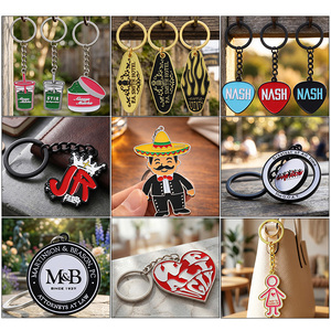 Portachiavi in Metallo alla Moda, Personalizzati in Lega Smaltata, Logo 3D in Metallo, Portachiavi con Lettere del Marchio, Anello Portachiavi Personalizzato con Logo per Regalo - Product Image 3