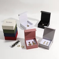 Emballage en carton mat personnalisé pour bijoux, boîte magnétique pour collier, boîte rigide à rabat pour bague, boucles d'oreilles, pendentif, bracelet, boîte à bijoux, écrin pour bague