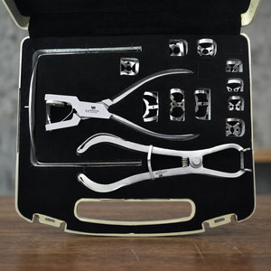 Kit de valise d'instruments dentaires endodontiques : Pinces en caoutchouc, Pince argentée pour molaires, Pince Ainsworth, Certifié CE Classe - Product Image 6