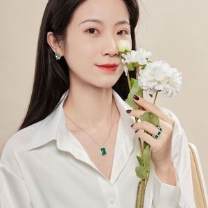 Dylam High End Luxurious Women 925 Sterling Silver Rhodium Plated <b>Emerald</b> Synthetic Stone 5A Zirconia <b>Pendant</b> Necklace for Party - Product Image 3