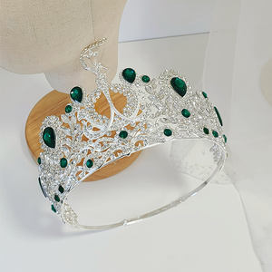 Queen Large Tiara verde ajustable y coronas Rhinestone Pageant Crown Elegante para mujeres - Product Image 4