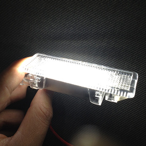 Luce del bagagliaio a LED bianca brillante per VW Caddy Eos Golf 5 6 7 Jetta <span class=keywords><strong>Passat</strong></span> <span class=keywords><strong>B6</strong></span> B7 B8 CC Scirocco Sharan Tiguan Touran Touareg Multivan - Product Image 5