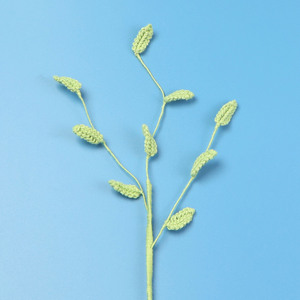 Petites herbes au crochet faites à la main, herbes délicates et légères au vent, feuillage artificiel vert, arrangement floral, feuilles de plantes symétriques - Product Image 4