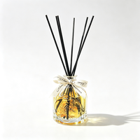 Diffuseur d'huiles essentielles en verre hautement esthétique avec fleurs séchées, désodorisant d'ambiance, vente en gros, produit phare