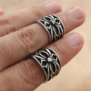 European American Style <b>Titanium</b> Steel Hollow Flower <b>Ring</b> Retro Punk Men's Jewelry Silver White Diamond Casual Geometric Design - Product Image 3
