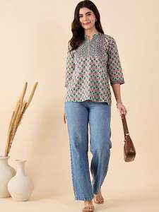 Top cuello mandarín estampado - Product Image 2