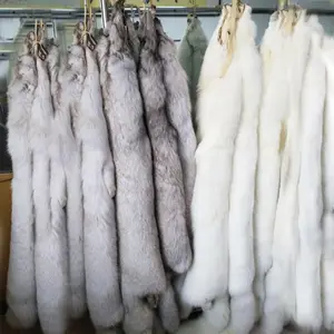 Factory Fox Fur Skin Supplier Wholesale Fluffy Luxury Genuine Raw Fur Skins