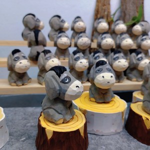 Figurine d'âne en bois faite à la main, design géométrique, style moderne, décoration d'intérieur, artisanat animal du zodiaque chinois, cadeau - Product Image 3