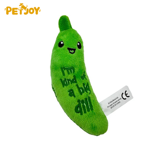 Juguete masticable de pepino verde ecológico al por mayor, rompecabezas interactivo sostenible, suministros para mascotas, hierba gatera de plástico y algodón moderno para uso diario - Product Image 1