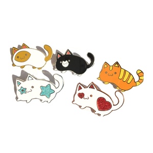 En gros Pin's de revers chat en émail plaqué or avec impression sérigraphiée à paillettes - Product Image 4