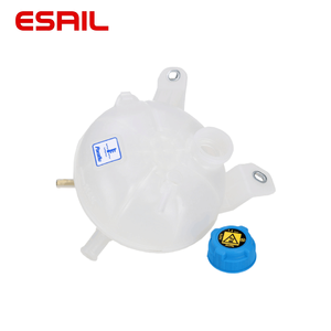 Réservoir <span class=keywords><strong>de</strong></span> liquide <span class=keywords><strong>de</strong></span> refroidissement, réservoir d'expansion d'eau, bouteille <span class=keywords><strong>de</strong></span> liquide <span class=keywords><strong>de</strong></span> refroidissement avec <span class=keywords><strong>bouchon</strong></span> 50544422 50509771 50509770 50544421 pour Fiat 500X 1.4T 2016 - Product Image 2