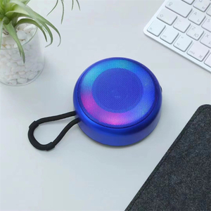 Loa BT Không Dây LED RGB Flash 5W Hình Tròn Nhỏ Gọn Bán Sỉ Nhiều Màu Sắc Lựa Chọn Từ Nhà Máy - Product Image 5