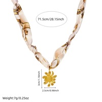 Collier Pendentif Géométrique en Acier Inoxydable Plaqué Or 18K pour Femme, Bijou Tendance Bohème avec Écharpe, Idéal pour Cadeau Bouddhiste ou Fête