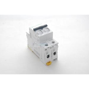 A9F79216 SCHNEIDER INTERRUPTOR AUTOMÁTICO C60N 2P 16A CURVA C 6KA 230/400 VAC NUEVO STOCK en ITALIA - Product Image 1