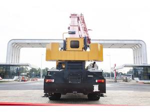 Grue tout-terrain de marque renommée 130 tonnes SRC8130 pour la construction, hauteur de levage 60m - Product Image 3