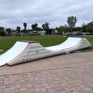 <span class=keywords><strong>Rampa</strong></span> Gonfiabile Ermetica per Skateboard, Tappetino Sportivo in PVC, Airbag a Forma di U per Atterraggio - Product Image 1