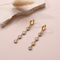 Prism Spectrum Round CZ Boucles d'oreilles pendantes en acier inoxydable léger hypoallergénique CZ Drop