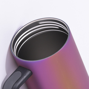 Vaso Térmico Personalizado de Acero Inoxidable con Aislamiento de 40oz, Tapa con Popote y Acabado UV Neón Dorado, Aislamiento Térmico de 6-12 Horas - Product Image 4