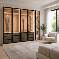 Armoire coulissante en bois massif à surface élégante et finition brillante, sur mesure, pour chambre d'hôtel – Meuble de rangement – Offre spéciale