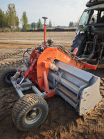 Niveleuse de terrain laser PWD400, largeur de travail 2600-4000 mm, niveleuse de terrain agricole GPS tractée par tracteur, emballage en caisse en bois